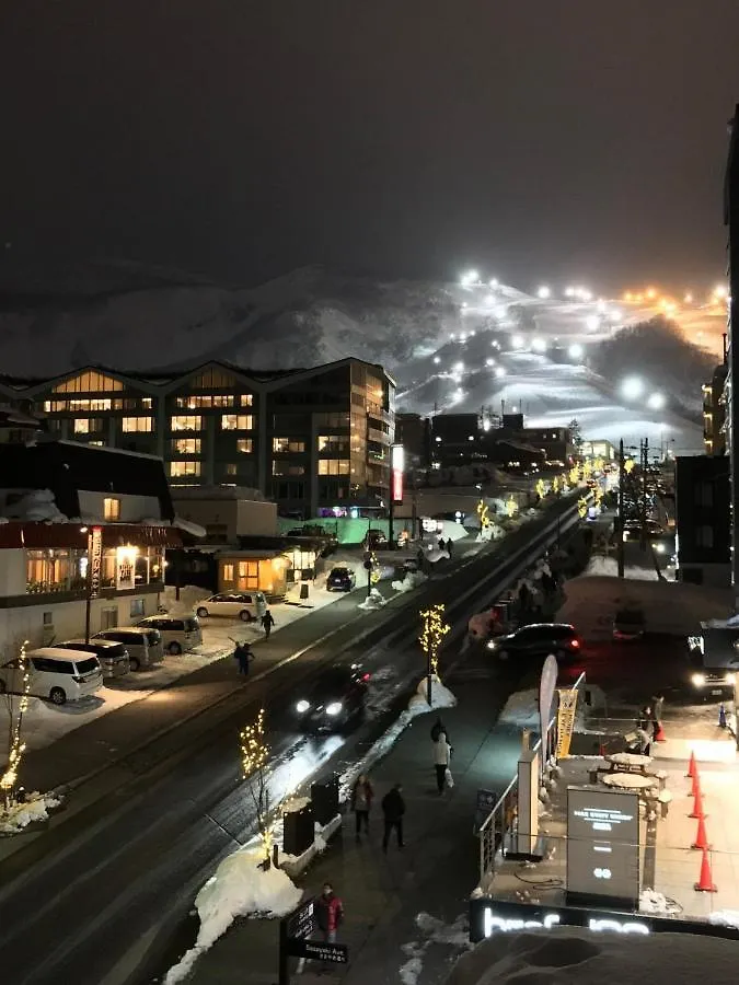 Pension Berg Niseko 0*,  Japan